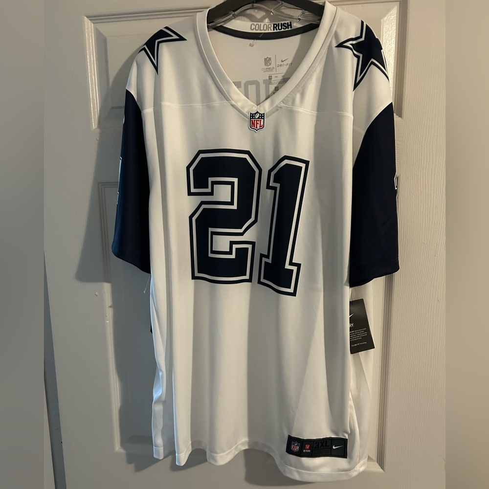 100% Authentic Ezekiel Elliott Nike
Cowboys Vapor Limited Jersey Size 3XL